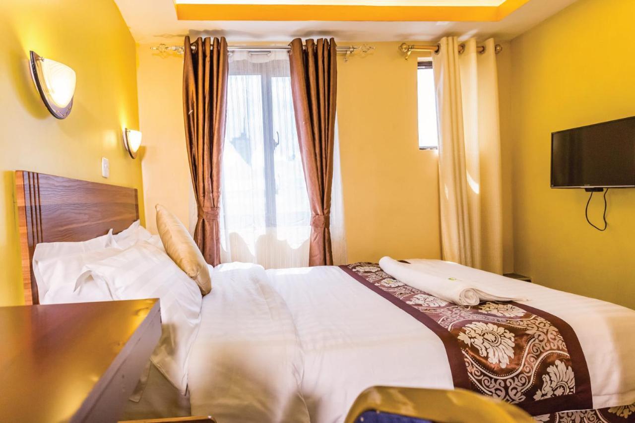 Hotel Green Court ไนโรบี ภายนอก รูปภาพ